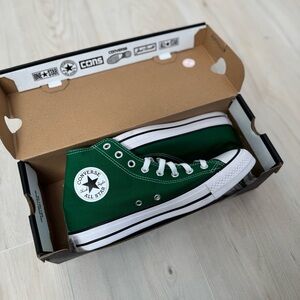 Converse Mens High-Top Sneakers in Green New in Box